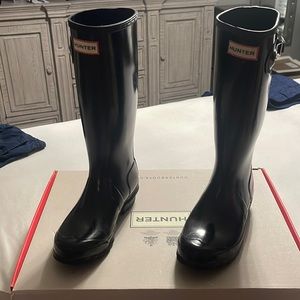 Hunter Rain Boots/ Big Girls